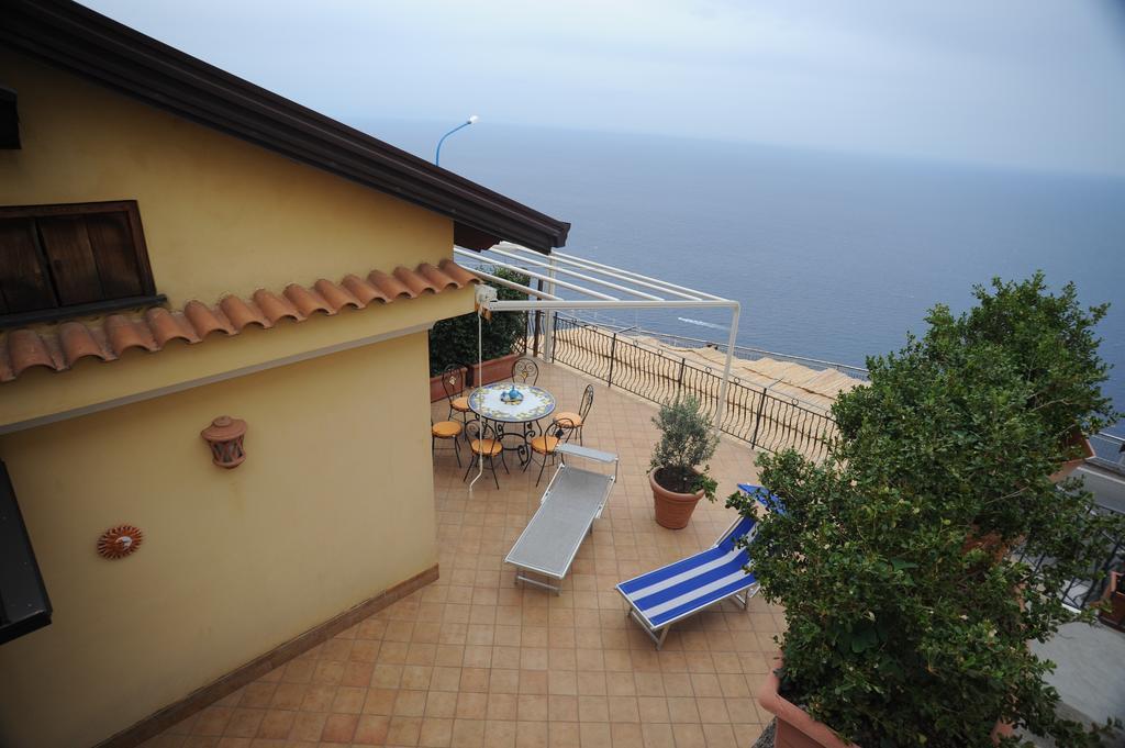 La Mela Blu Bed and Breakfast Furore Εξωτερικό φωτογραφία
