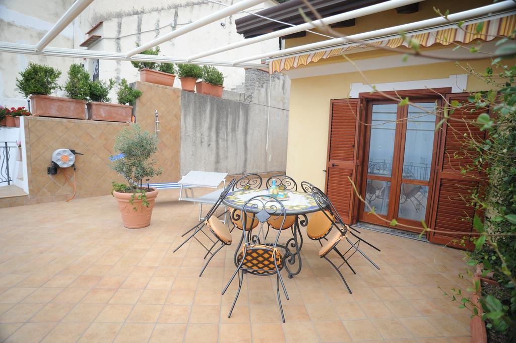 La Mela Blu Bed and Breakfast Furore Εξωτερικό φωτογραφία