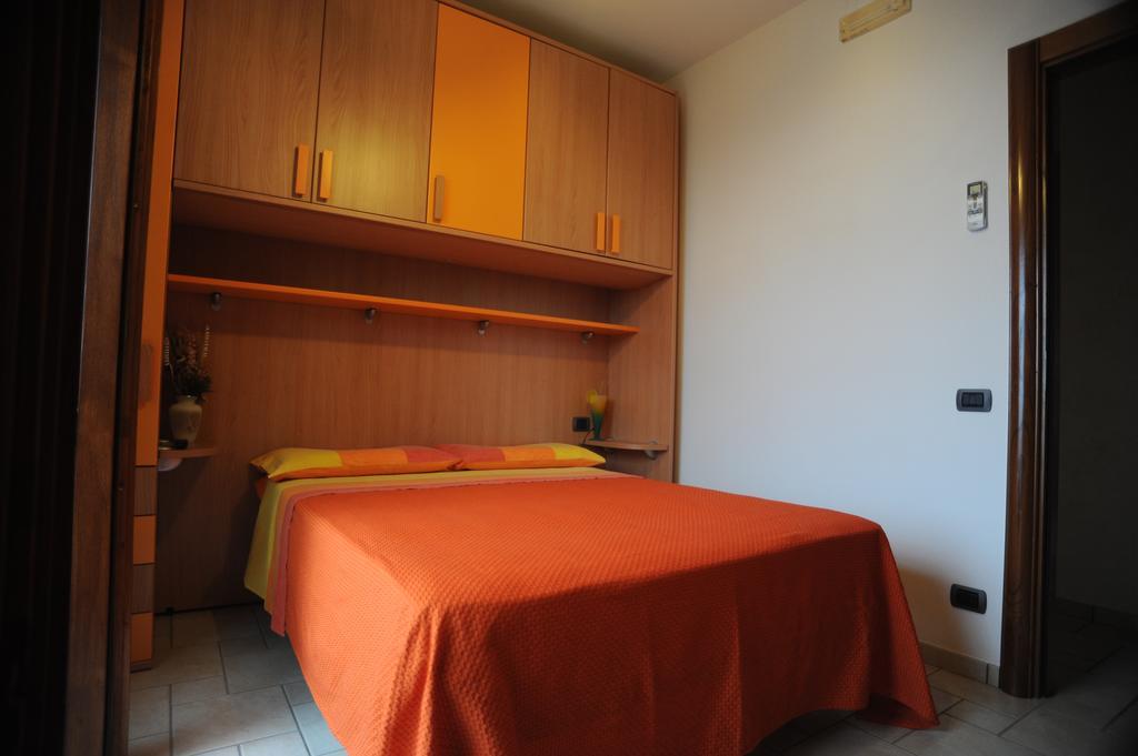 La Mela Blu Bed and Breakfast Furore Δωμάτιο φωτογραφία