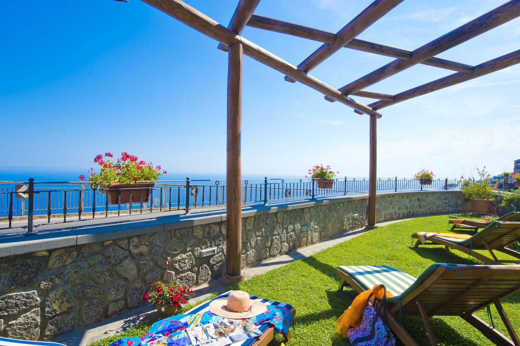 La Mela Blu Bed and Breakfast Furore Εξωτερικό φωτογραφία